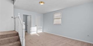 2932 Mars Street Gallery 12
