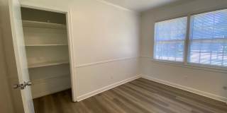 Charming 2-bedroom, 1.5-bath in Savannah, GA, Available now! Gallery 21