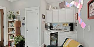 509 FRANKLIN Street NE Gallery 6