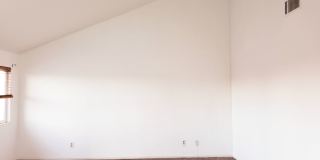 *DO NOT DISTURB TENANTS- 4 bedroom 2 bath home w/POOL!! Gallery 27