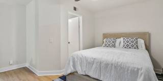 Palm Court Furnished Delight! Gallery 17