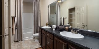 Gateway Crossing Gallery 30