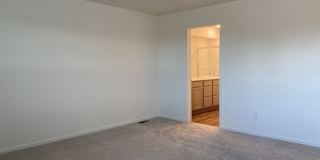 Exquisite 3 Bed 2.5 Bath Single Family Home Gallery 34