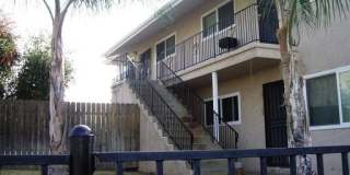 2 bedroom, 1 bath, upper level unit Gallery 1