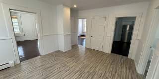 7 Hill Street - 2nd Floor Gallery 4