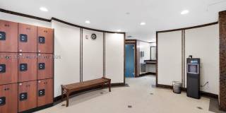 18671 Collins Ave Gallery 50