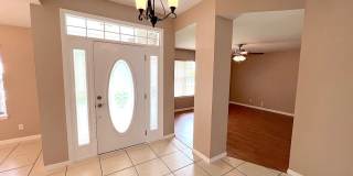 Spacious 4 Bed 3 Bath Home w FULLY FENCED YARD for Rent! Gallery 6