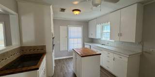3515 E Brookview Gallery 11