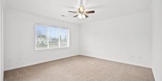 Spacious 4-Bed Puyallup Home For Rent | 3-Car Garage & Quick Commute to JBLM! Gallery 29