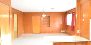 2006 S 49th St Gallery 4