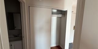 400 N Hobart Boulevard Gallery 16