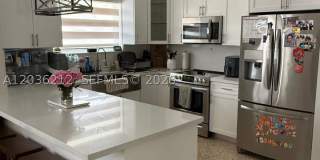 875 W 72nd Pl Gallery 5