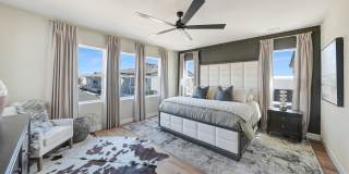 137 N Un St Gallery 35