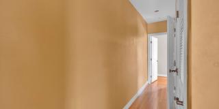 1301 Adams St Ne Gallery 3