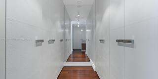 17749 Collins Ave Gallery 29