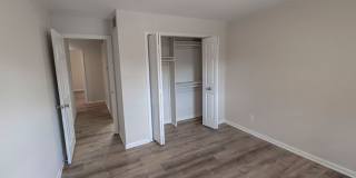 3 Bedroom Southern Duplex Gallery 28