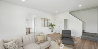 Hesperian Gallery 33