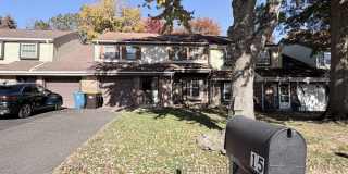 15 GREENWOODS Drive Gallery 1