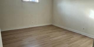 289-291 King Gallery 8