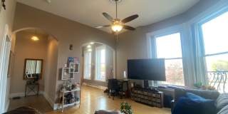 913 Main Street Gallery 10