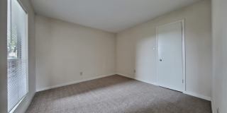 Bankside Village Gallery 2