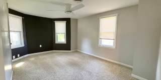 4 Bedroom 2 Bathroom in Harrisburg! Gallery 35