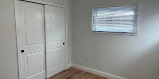 Renovated Pennsbury School District 4 bedroom 2 bath in North Park in Levittow PA Falls Twp.  Large Lot Gallery 6