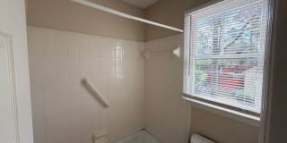 Beautiful 3 Bedroom 2.5 Bath Home in New Wood Valley Gallery 22