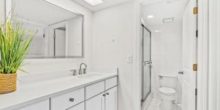 430 Johnson Avenue Gallery 21