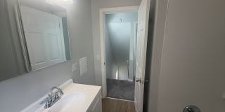 Spacious 3-Bedroom, 1.5-Bathroom Home near Highland Park Gallery 19