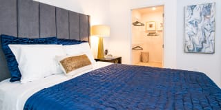 44 Washington Gallery 54