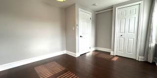Stunning 4-Bedroom Townhome in the Heart of Fishtown! Available NOW! Gallery 42