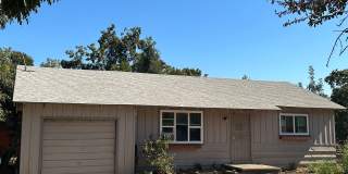 Adorable Home in Country Setting! Gallery 1