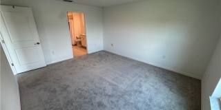 1609 NE 33rd Terrace Gallery 11