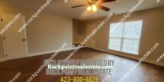 3 Bedroom 2 Bath Townhouse Gallery 5