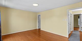 5411 CASTLESTONE Drive Gallery 25
