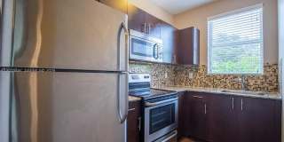 5416 NE 1st Ct Gallery 1