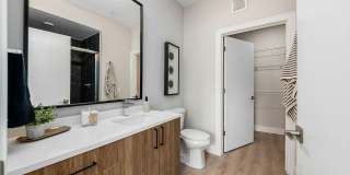 The Sullivan Gallery 33