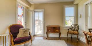 16 Abbott Avenue Gallery 25