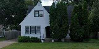 5 bedroom, 2 bathroom - Close to Campus, Off Street Parking, Spacious Home Gallery 1