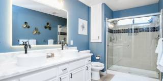 Beautiful Waterfront Single Story Home Gallery 12