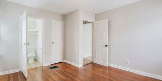 Newly Renovated - 3 Bed, 1.5 Bath Single-Family Home w/ Garage!! Gallery 24