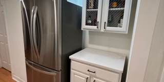 Great Location! Completely Renovated! Huge Backyard! Pets welcome, fees apply. Gallery 14