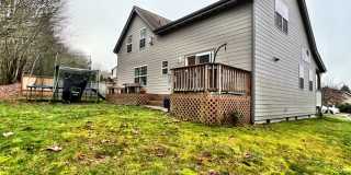 734 Tufts Avenue East Gallery 27