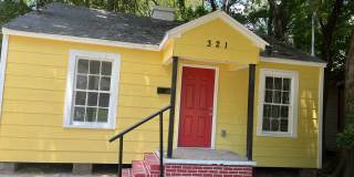 1/2 Off First Month's Rent With Approved Application Gallery 1