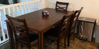 LARGE 3 BEDROOM TOWNHOME Gallery 5