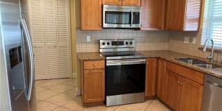 5652 Eichen Circle E Gallery 24