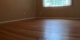 BEAUTIFUL WOOD FLOORS IN THIS- 5 BED 2 BATHROOM- Includes maid service Gallery 35