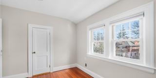 422 Wayland Avenue Gallery 20