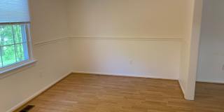 End Townhome In Oak Manor Community Gallery 4